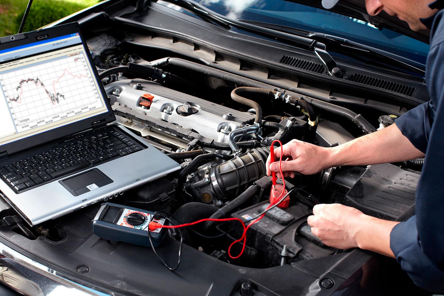 Reparação Automotiva Avançada e Diagnóstico Computadorizado